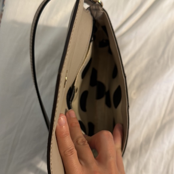 Kate Spade Light Brown Beige Envelope Crossbody Purse - Picture 9 of 11